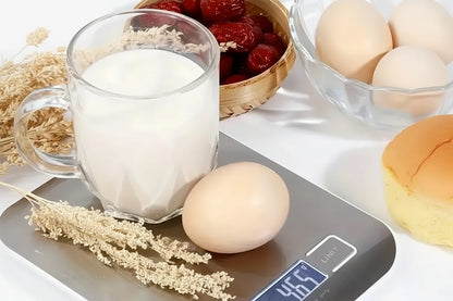 High-Precision Electronic Pastry Baking Scale for Household Use - 10kg/1g Accurate Weighing Capacity
