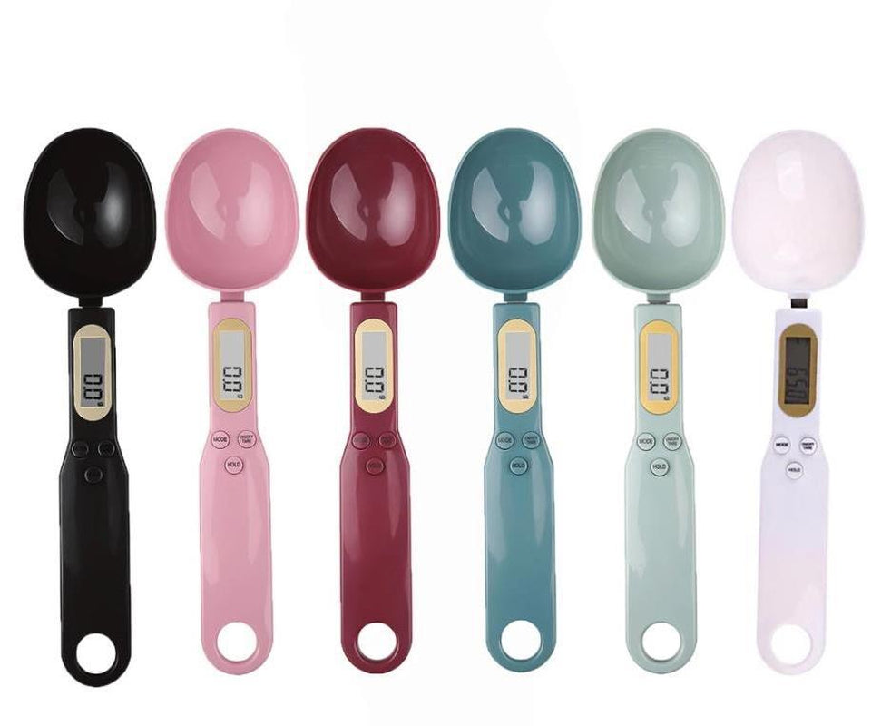 Compact Kitchen Scale and Measuring Spoon for Accurate Weighing of Dry and Wet Ingredients